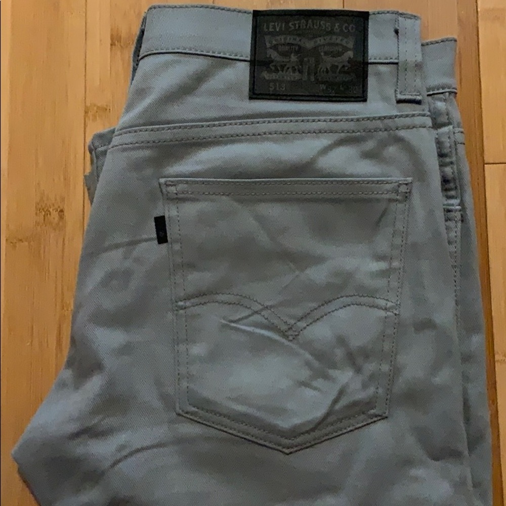Levi’s 513 Chinos Gray